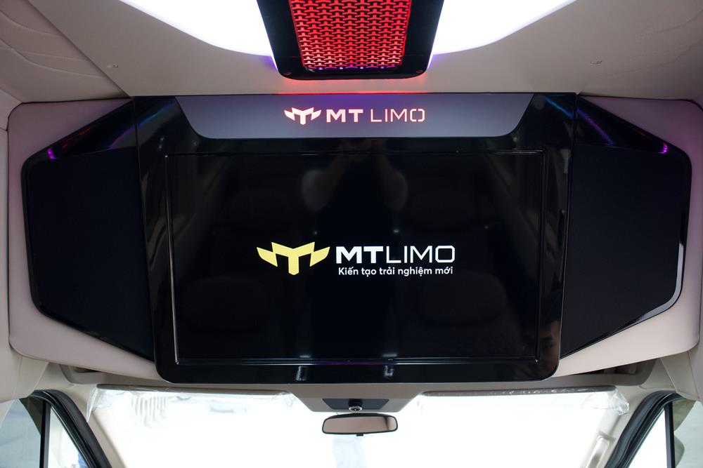 mt-limo-ford-transit-premium-plus-t11-eco-chinh-co-003