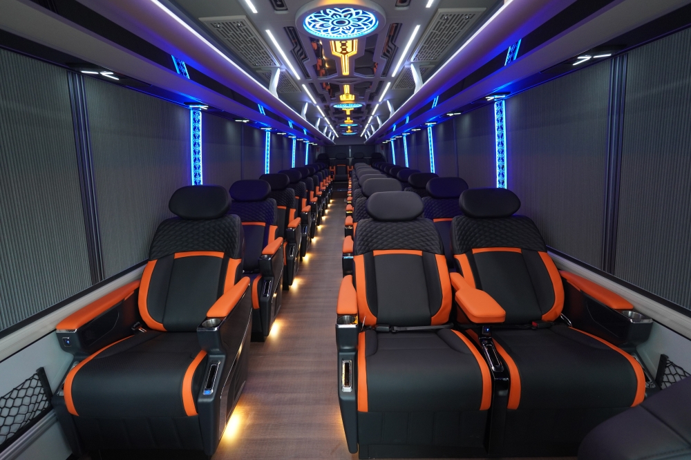 mt-limo-thaco-cruiser-tb120s-s34-eco-1-DSC03931