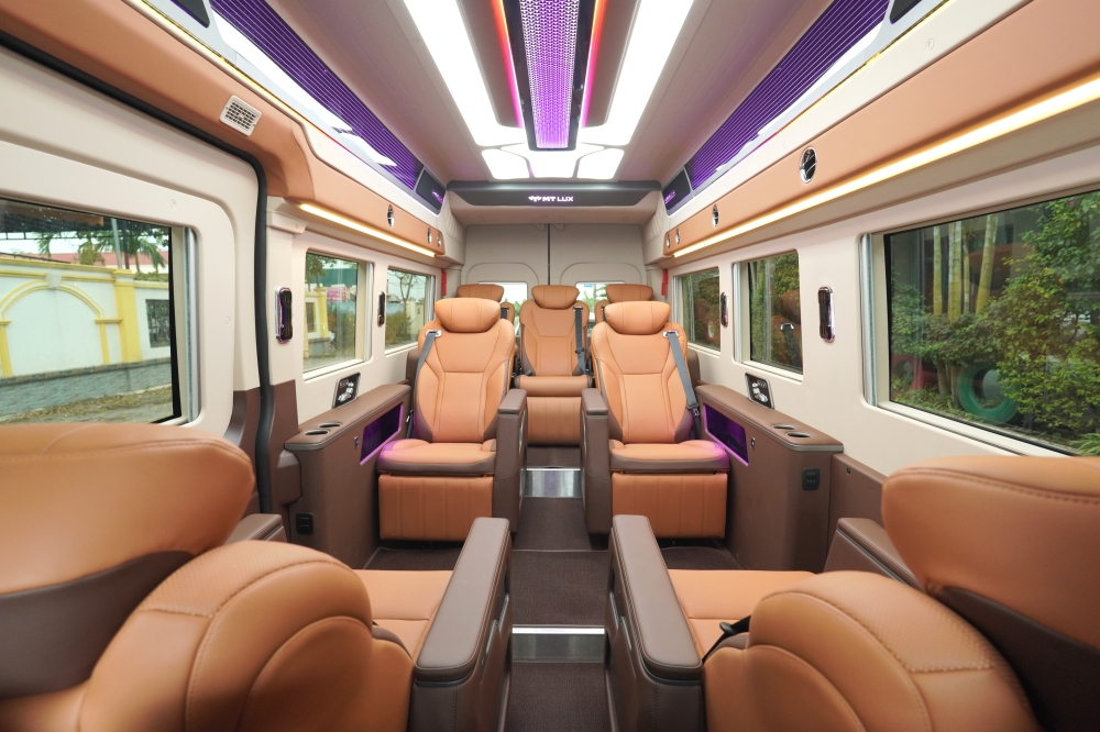 mt-lux-ford-transit-premium-plus-t10-el-DSC05822