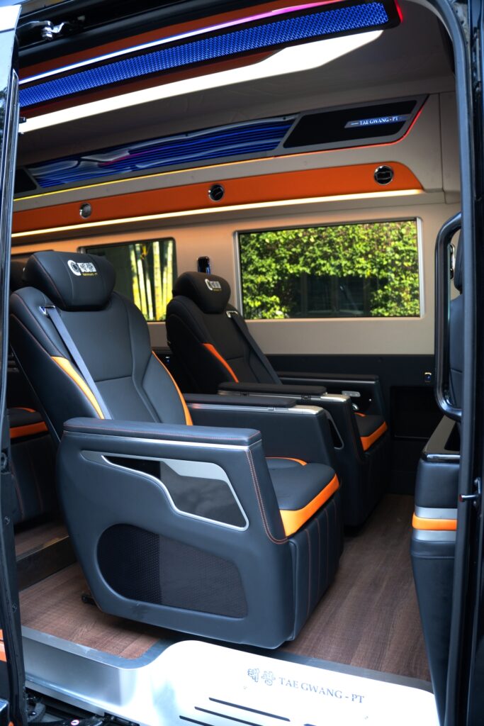 mt-lux-ford-transit-premium+-t10-bs-Tae Gwang 14