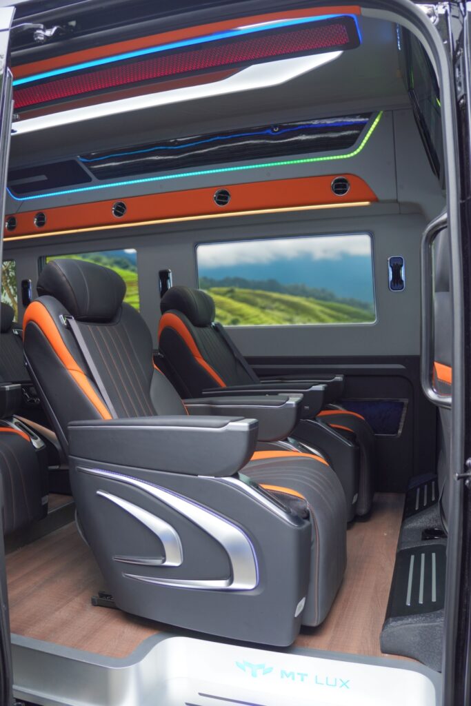 mt-lux-ford-transit-premium-t10-elDSC06487 (ok)