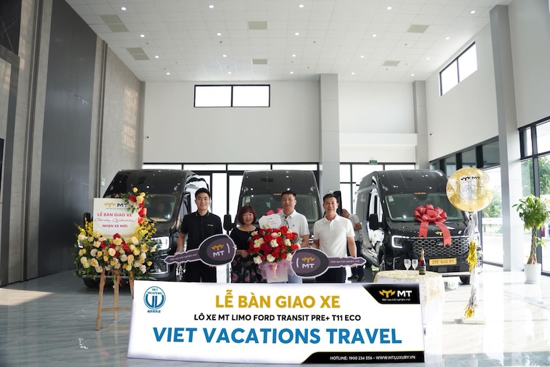 Bàn giao xe MT Limo cho Viet Vacations Travel, ảnh 1