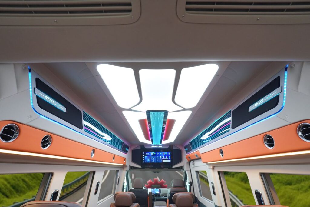 mt-limo-ford-transit-premium-plus-t11-eco-ghe-rolls-royce011