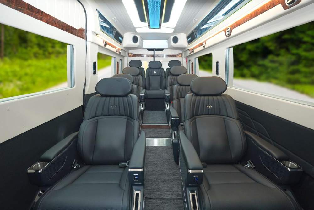 MT Limo Solati T12 Eco – Nội thất đen