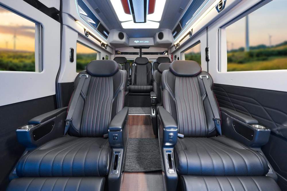 MT Limo Solati T10 S – Nội thất đen xanh